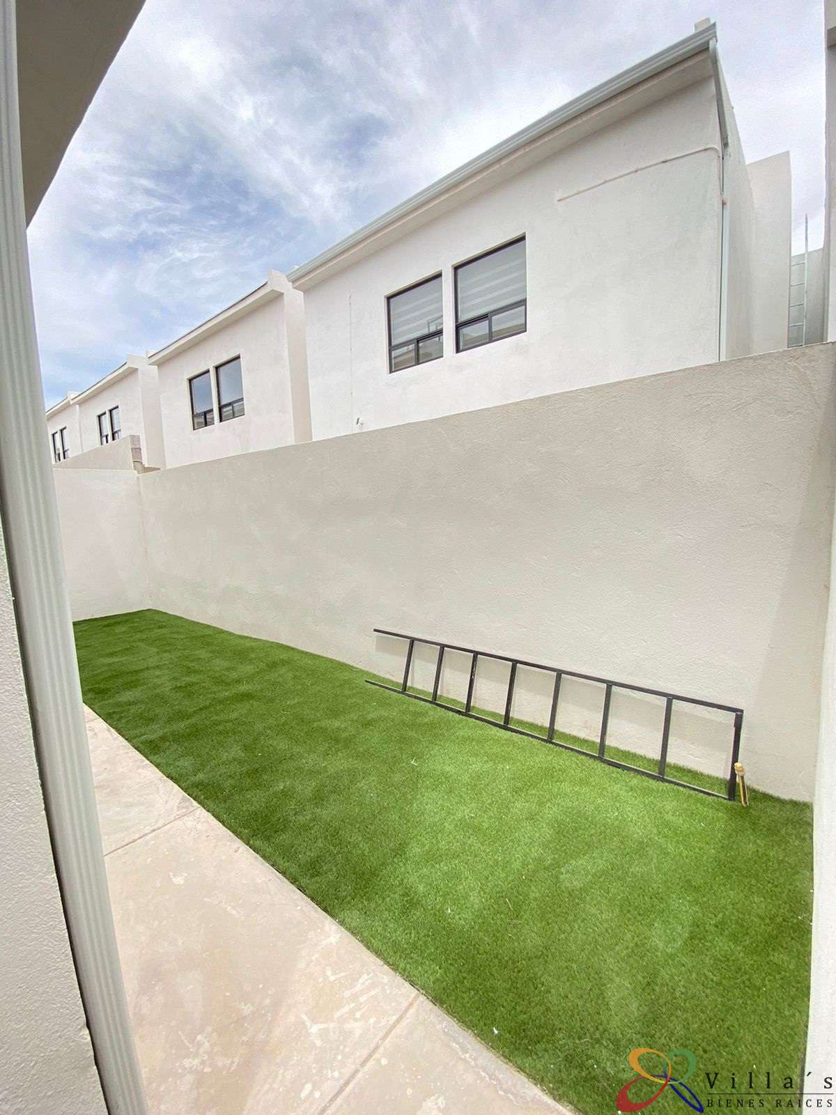 WhatsApp Image 2026-04-28 at 5.49.18 PM (4).jpg